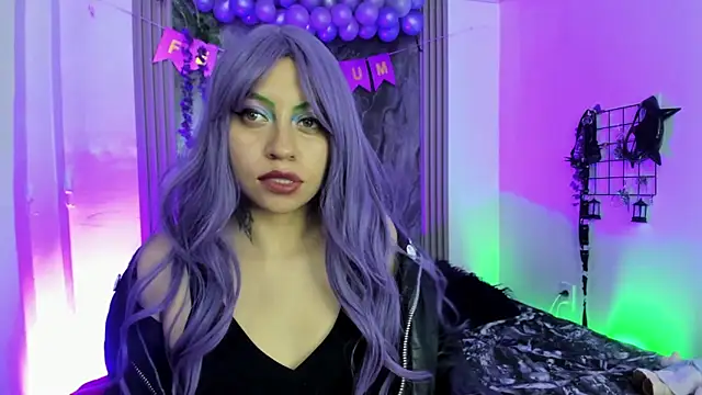 Snapshot of midory_ chatting on 11-28-25, 03:42 midory online show from 11-28-25, 03:42