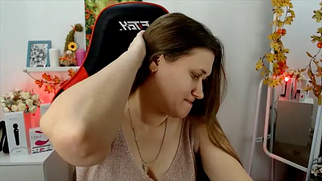 Lucky Lana online show from 11-09-25, 02:10