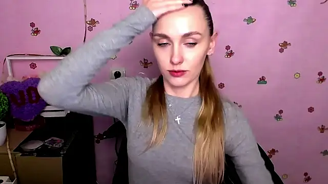 Doll Angelina online show from 02-15-26, 06:43