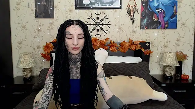 Velvetbat online show from 10-14-25, 07:09