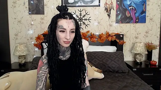 Velvetbat online show from 10-25-25, 07:27