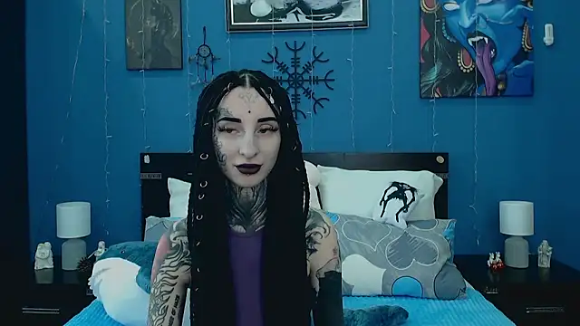 Velvetbat online show from 04-14-26, 07:03