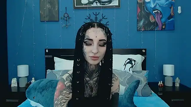 Velvetbat online show from 04-17-26, 07:00