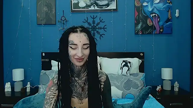 Snapshot of Velvetbat chatting on 06-10-26, 09:41 Velvetbat online show from 06-10-26, 09:41