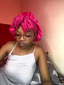 YummyMelanin117 online show from 11-19-25, 01:44