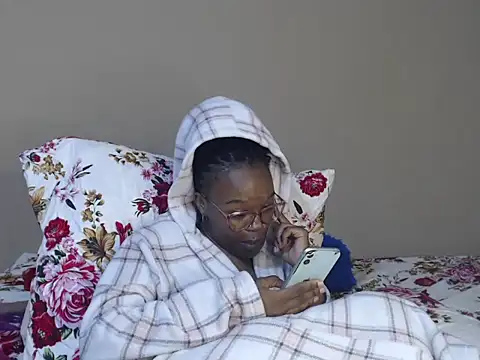 YummyMelanin117 online show from 03-20-26, 12:15