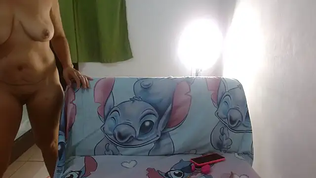 Snapshot of Allyson_Mature chatting on 11-04-25, 10:14 Allyson Mature online show from 11-04-25, 10:14