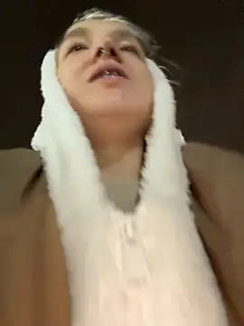 Snapshot of bambi_lu chatting on 10-26-25, 04:57 bambi lu online show from 10-26-25, 04:57