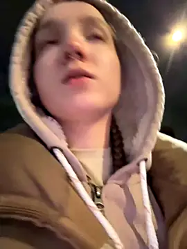 Snapshot of bambi_lu chatting on 11-02-25, 05:37 bambi lu online show from 11-02-25, 05:37