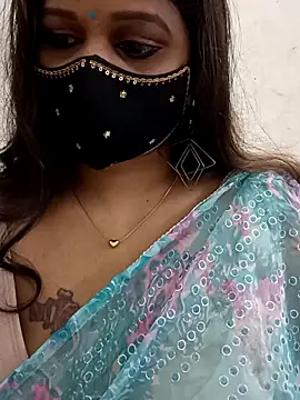 Snapshot of aparna99 chatting on 06-12-26, 08:46 aparna99 online show from 06-12-26, 08:46
