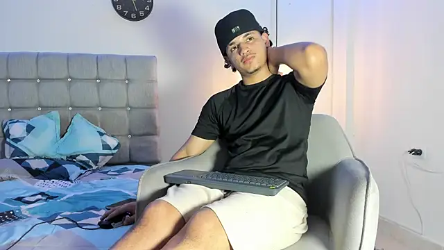 samxx muscle online show from 09-21-25, 04:08