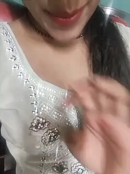Snapshot of Eshwari_Chopra chatting on 06-09-26, 03:23 Eshwari Chopra online show from 06-09-26, 03:23