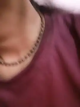 Snapshot of Eshwari_Chopra chatting on 06-19-26, 11:47 Eshwari Chopra online show from 06-19-26, 11:47