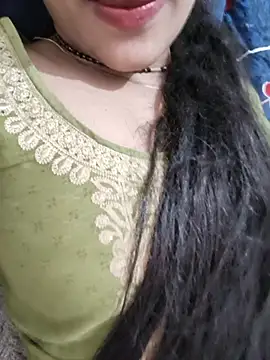 Snapshot of Eshwari_Chopra chatting on 07-11-26, 06:21 Eshwari Chopra online show from 07-11-26, 06:21