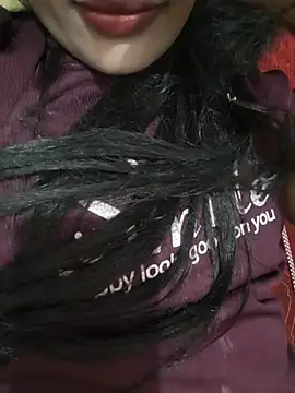 Snapshot of Eshwari_Chopra chatting on 07-18-26, 01:15 Eshwari Chopra online show from 07-18-26, 01:15