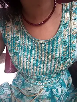 Eshna Dabral online show from 10-08-25, 02:20