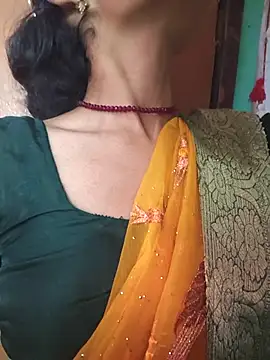 Eshna Dabral online show from 10-19-25, 01:45