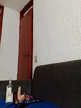 dulcewitch online show from 10-15-25, 02:06