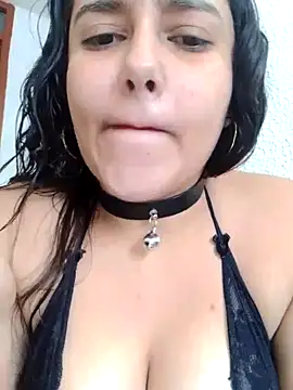 dulcewitch online show from 10-18-25, 02:07