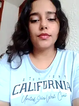 Snapshot of dulcewitch chatting on 10-25-25, 07:08 dulcewitch online show from 10-25-25, 07:08