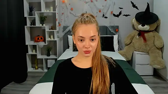 Snapshot of MelanieAlves chatting on 11-05-25, 06:08 MelanieAlves online show from 11-05-25, 06:08