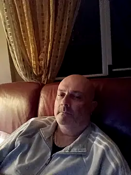 Alexis Bull online show from 12-03-25, 10:41