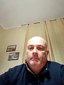 Alexis Bull online show from 02-04-26, 01:33