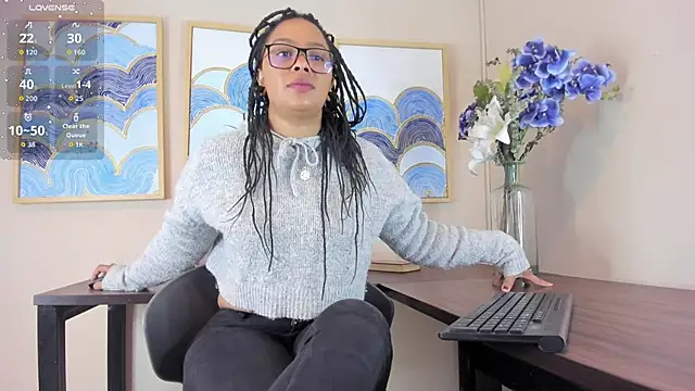 Snapshot of andrea_xoe_ chatting on 11-24-25, 02:39 andrea xoe online show from 11-24-25, 02:39