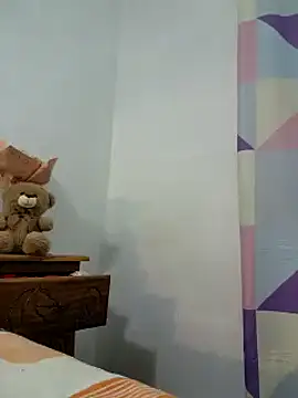 Saraslow online show from 10-19-25, 06:41