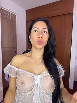 ArianaReynoldss online show from 04-13-26, 11:48