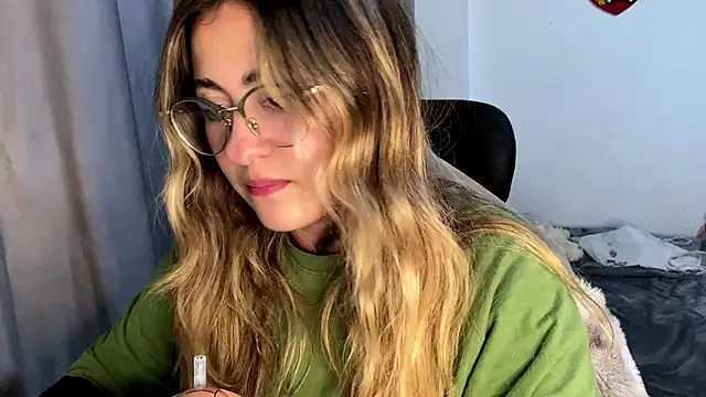 emma  bell  online show from 11-14-25, 11:46