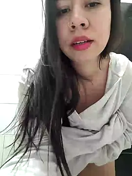 Snapshot of Yuli_Mars chatting on 12-03-25, 03:14 Yuli Mars online show from 12-03-25, 03:14