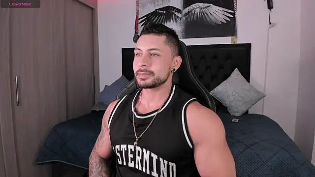 santi aesthetic online show from 09-22-25, 12:34