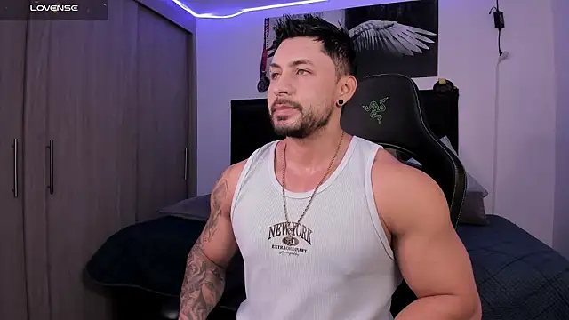 santi aesthetic online show from 02-10-26, 01:53