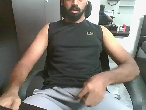 lovelyakash69 online show from 06-23-26, 07:39