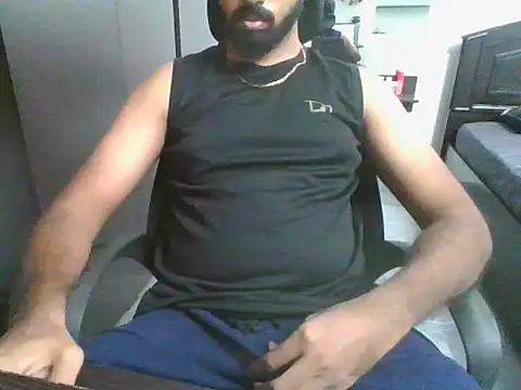 lovelyakash69 online show from 06-25-26, 09:14