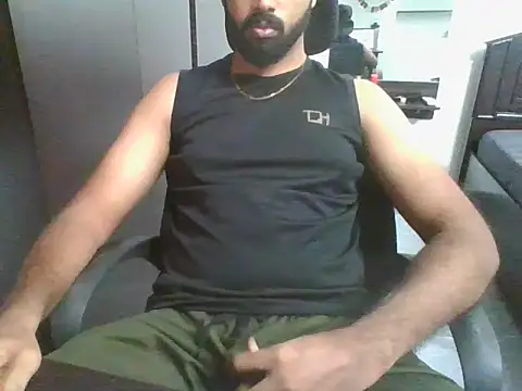 lovelyakash69 online show from 07-06-26, 05:04
