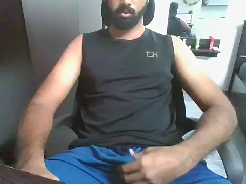 lovelyakash69 online show from 07-23-26, 05:27