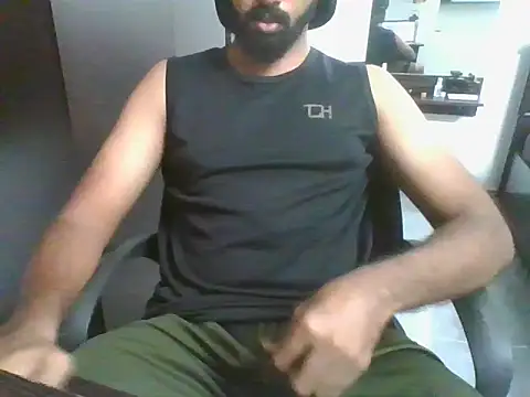 lovelyakash69 online show from 08-04-26, 04:48