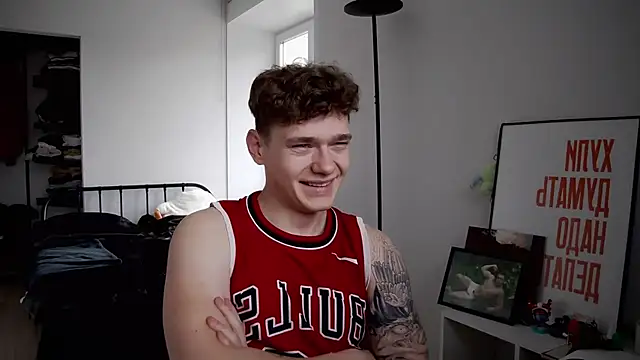 Snapshot of DanyDavis chatting on 09-25-25, 07:23 DanyDavis online show from 09-25-25, 07:23