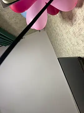 Snapshot of MariannaSida chatting on 02-18-26, 08:43 MariannaSida online show from 02-18-26, 08:43