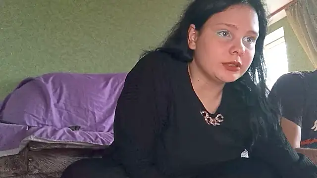 SweetPiggyx online show from 05-18-26, 02:34