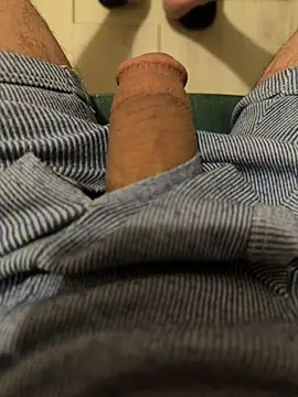 Snapshot of Mamio26 chatting on 10-05-25, 07:01 Mamio26 online show from 10-05-25, 07:01