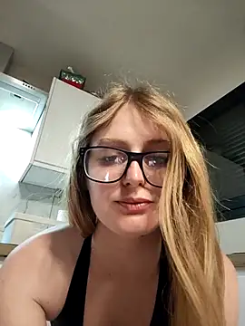 tuny x online show from 04-17-26, 04:37