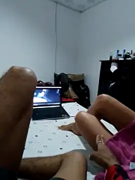 Snapshot of Yeibons chatting on 10-27-25, 03:10 Yeibons online show from 10-27-25, 03:10