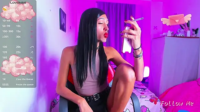 SkylerBennet online show from 10-21-25, 04:24