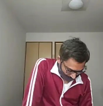 Snapshot of SunkLupus chatting on 03-28-26, 02:33 SunkLupus online show from 03-28-26, 02:33