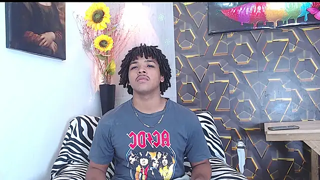 Snapshot of black_king_241 chatting on 09-21-25, 04:14 black king 241 online show from 09-21-25, 04:14