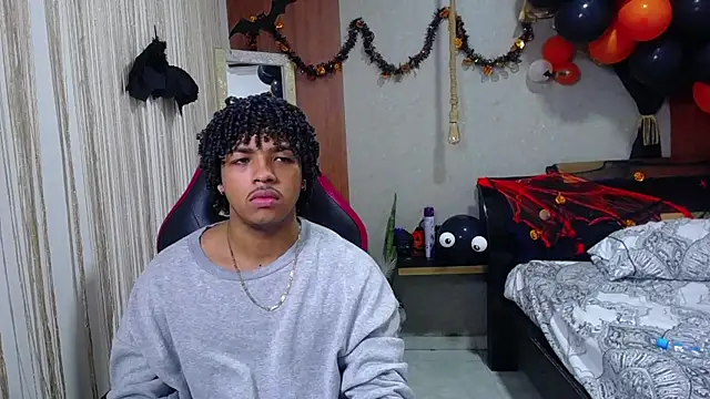 Snapshot of black_king_241 chatting on 10-27-25, 02:37 black king 241 online show from 10-27-25, 02:37