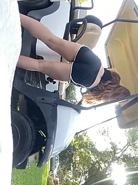 Snapshot of bankruptbabe chatting on 09-20-25, 10:22 bankruptbabe online show from 09-20-25, 10:22